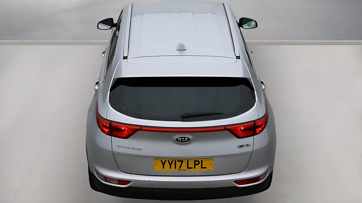 Used 2017 Kia Sportage 2 Silver - Interior and Exterior details 8