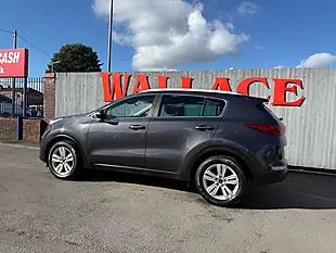 Used 2017 Kia Sportage 2 Silver - Interior and Exterior details 14