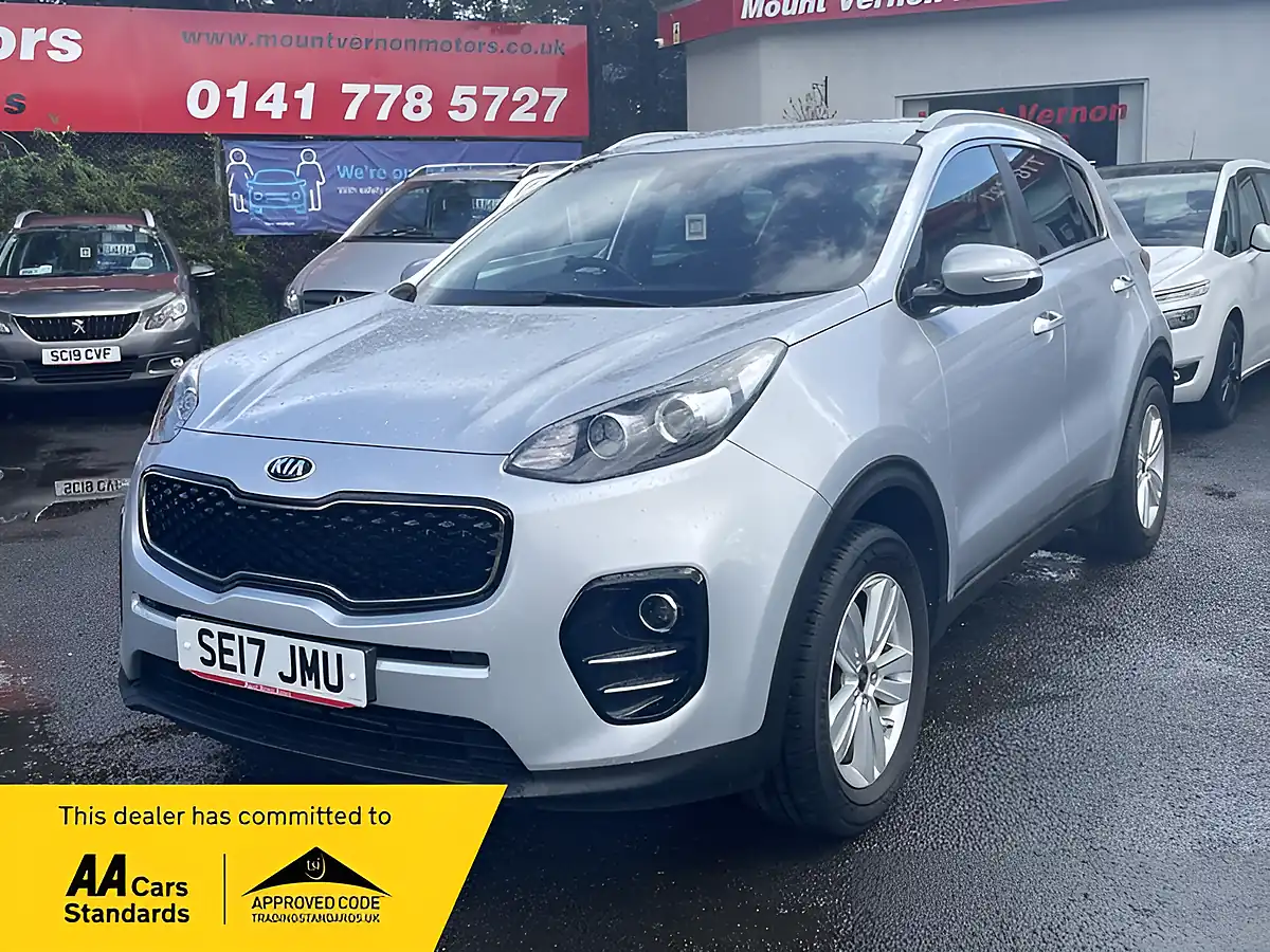 Used 2017 Kia Sportage 2 Silver - Front View