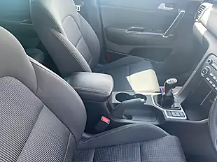 Used 2017 Kia Sportage 2 Silver - Interior and Exterior details 12