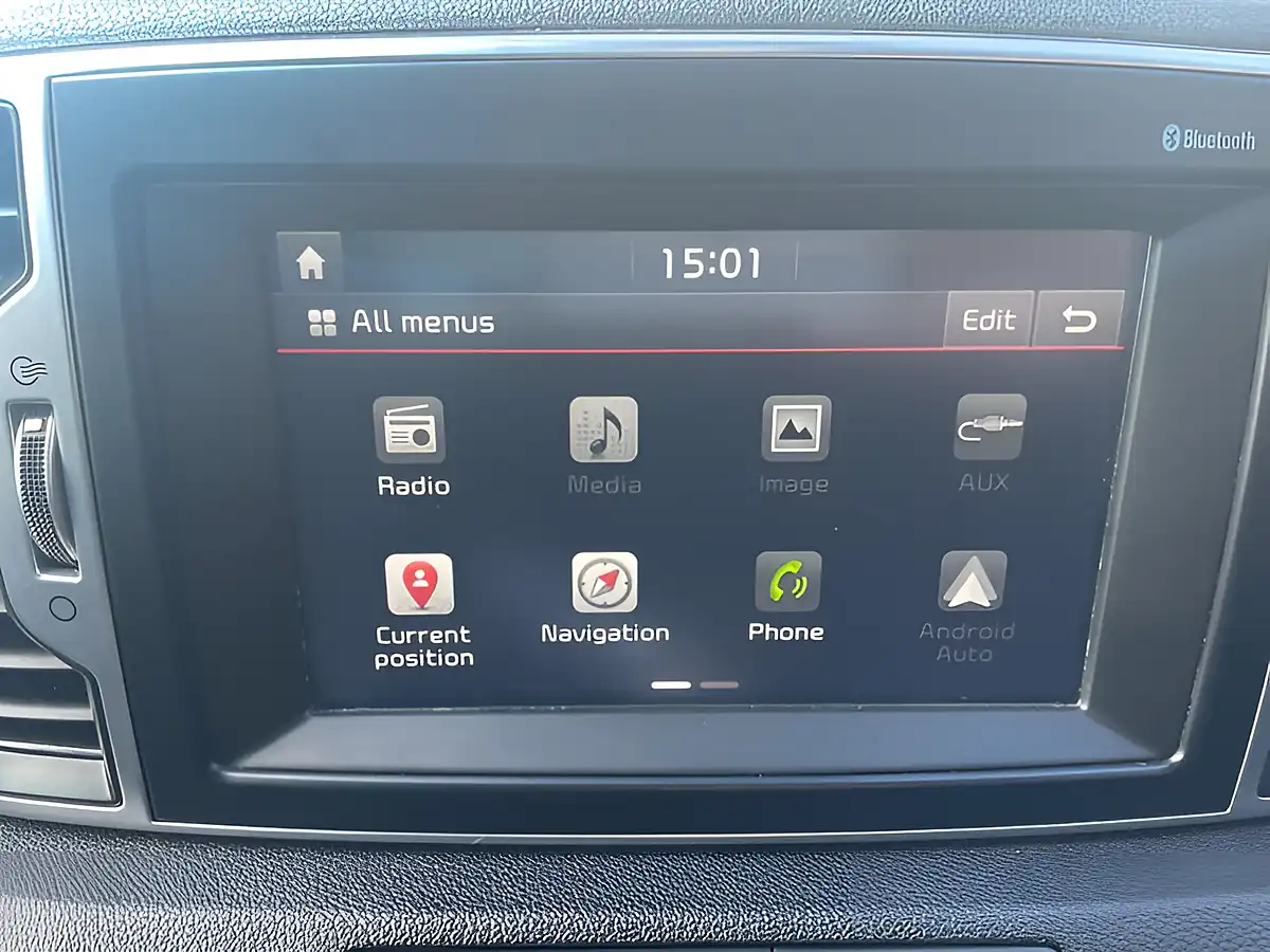 Used 2017 Kia Sportage 2 Silver - Interior and Exterior details 17