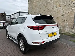 Used 2017 Kia Sportage 2 White - Interior and Exterior details 13