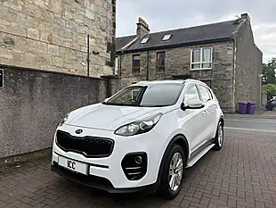Used 2017 Kia Sportage 2 White - Interior and Exterior details 3