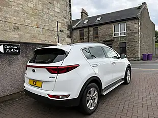 Used 2017 Kia Sportage 2 White - Interior and Exterior details 4