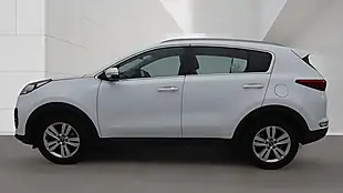 Used 2017 Kia Sportage 2 White - Interior and Exterior details 12