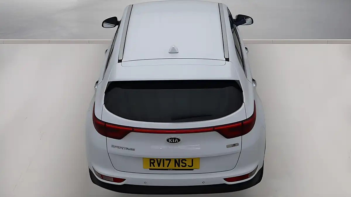 Used 2017 Kia Sportage 2 White - Interior and Exterior details 14