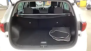 Used 2017 Kia Sportage 2 White - Interior and Exterior details 15