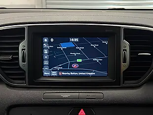 Used 2017 Kia Sportage 2 White - Interior and Exterior details 16