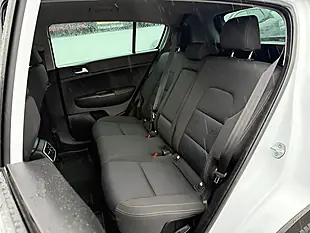 Used 2017 Kia Sportage 2 White - Interior and Exterior details 13