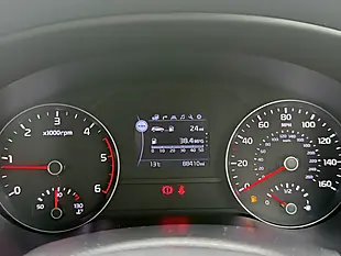 Used 2017 Kia Sportage 2 White - Interior and Exterior details 18
