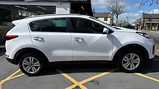 Used 2017 Kia Sportage 2 White - Interior and Exterior details 16