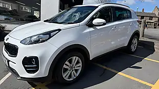 Used 2017 Kia Sportage 2 White - Interior and Exterior details 3