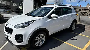 Used 2017 Kia Sportage 2 White - Interior and Exterior details 7