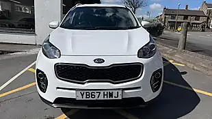 Used 2017 Kia Sportage 2 White - Interior and Exterior details 9