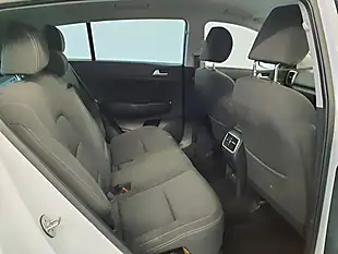 Used 2017 Kia Sportage 2 White - Interior and Exterior details 11