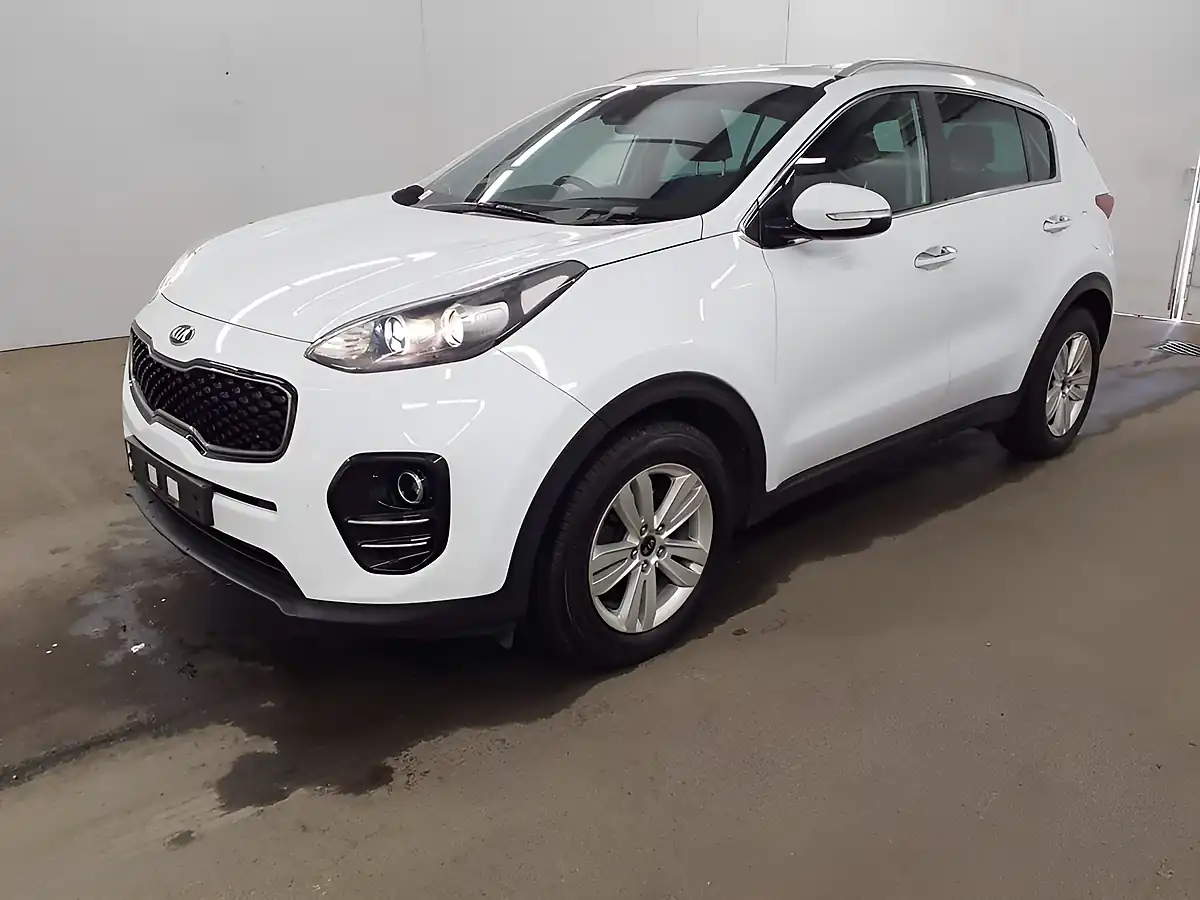 Used 2017 Kia Sportage 2 White - Interior and Exterior details 17
