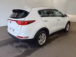 Used 2017 Kia Sportage 2 White - Interior and Exterior details 7