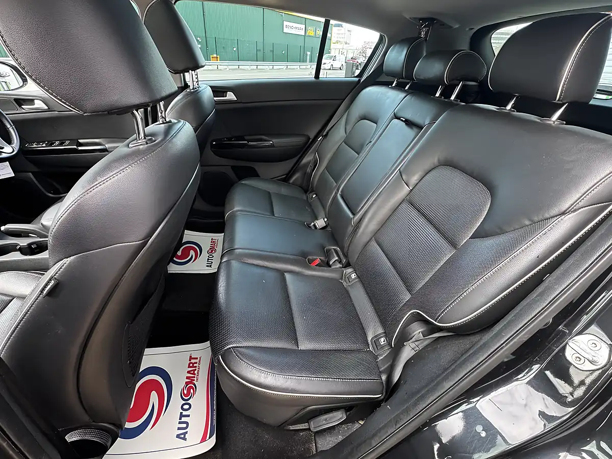 Used 2017 Kia Sportage 3 Black - Interior and Exterior details 10