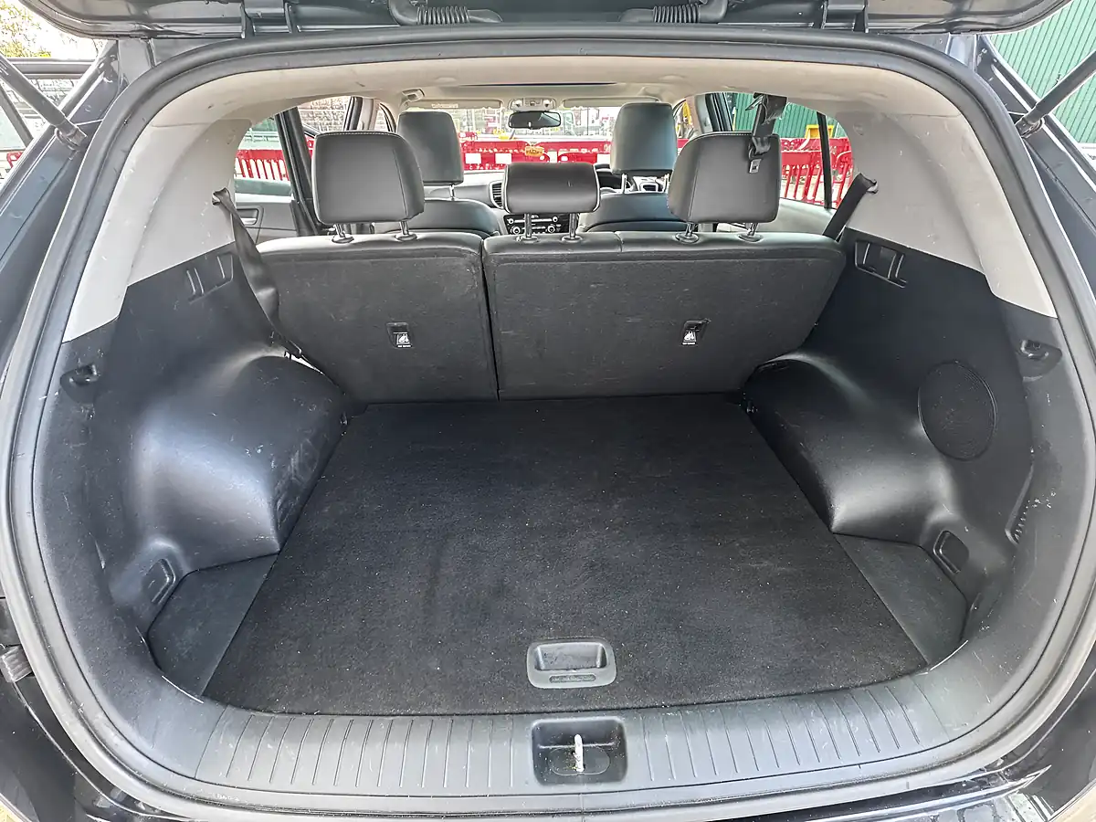 Used 2017 Kia Sportage 3 Black - Interior and Exterior details 14