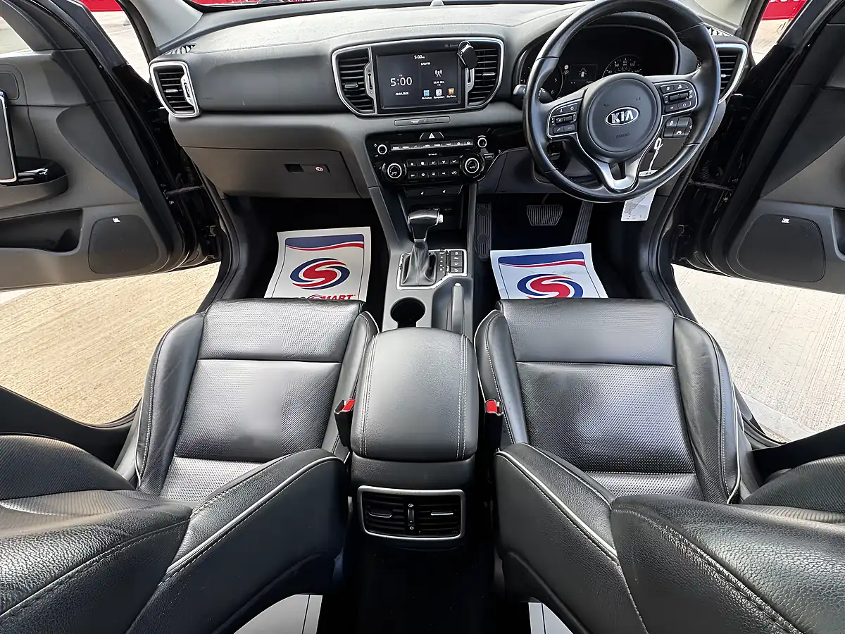 Used 2017 Kia Sportage 3 Black - Interior and Exterior details 15
