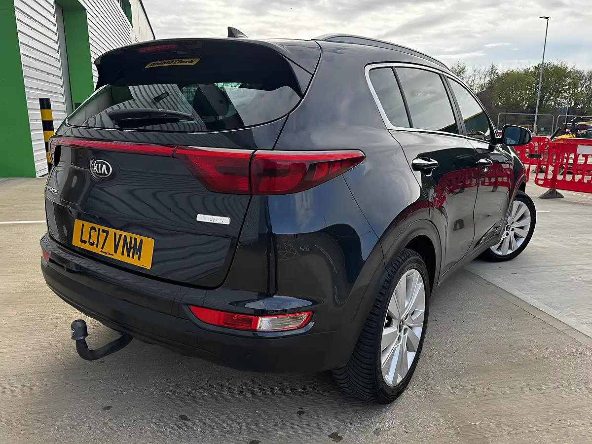 Used 2017 Kia Sportage 3 Black - Interior and Exterior details 7