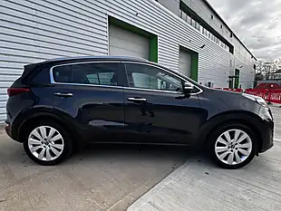 Used 2017 Kia Sportage 3 Black - Interior and Exterior details 8
