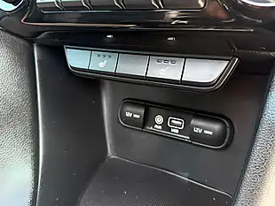 Used 2017 Kia Sportage 3 Silver - Interior and Exterior details 15