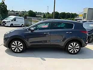Used 2017 Kia Sportage 3 Silver - Interior and Exterior details 5
