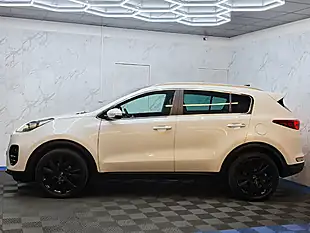 Used 2017 Kia Sportage 3 White - Interior and Exterior details 8