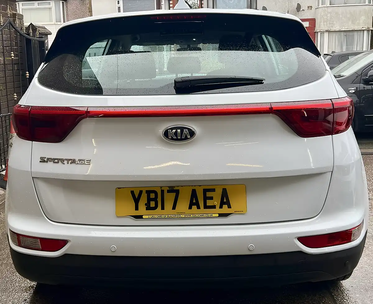 Used 2017 Kia Sportage Diamond Ice White - Interior and Exterior details 13