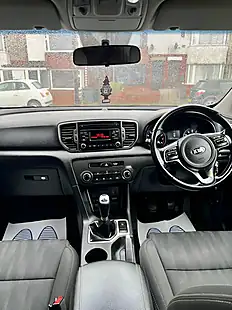 Used 2017 Kia Sportage Diamond Ice White - Interior and Exterior details 9