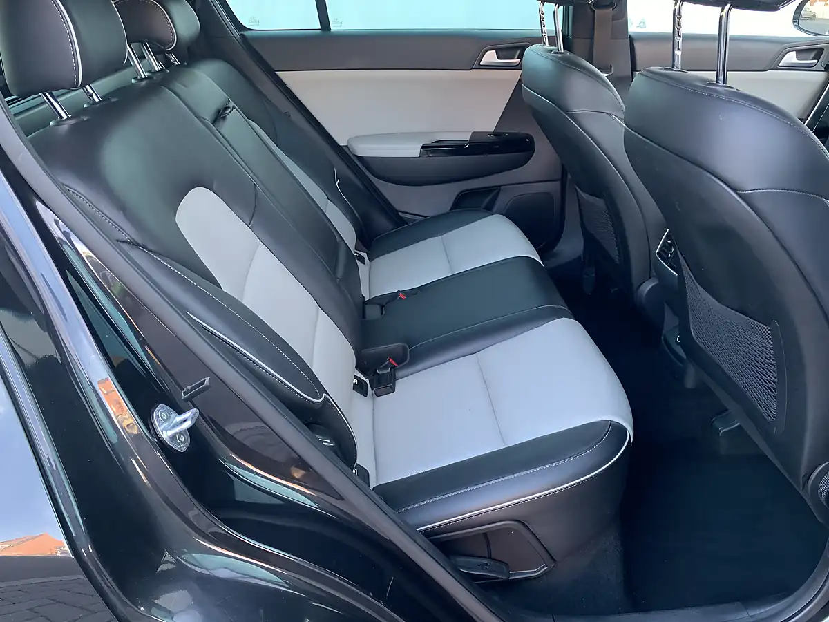 Used 2017 Kia Sportage GT-Line Black - Interior and Exterior details 8