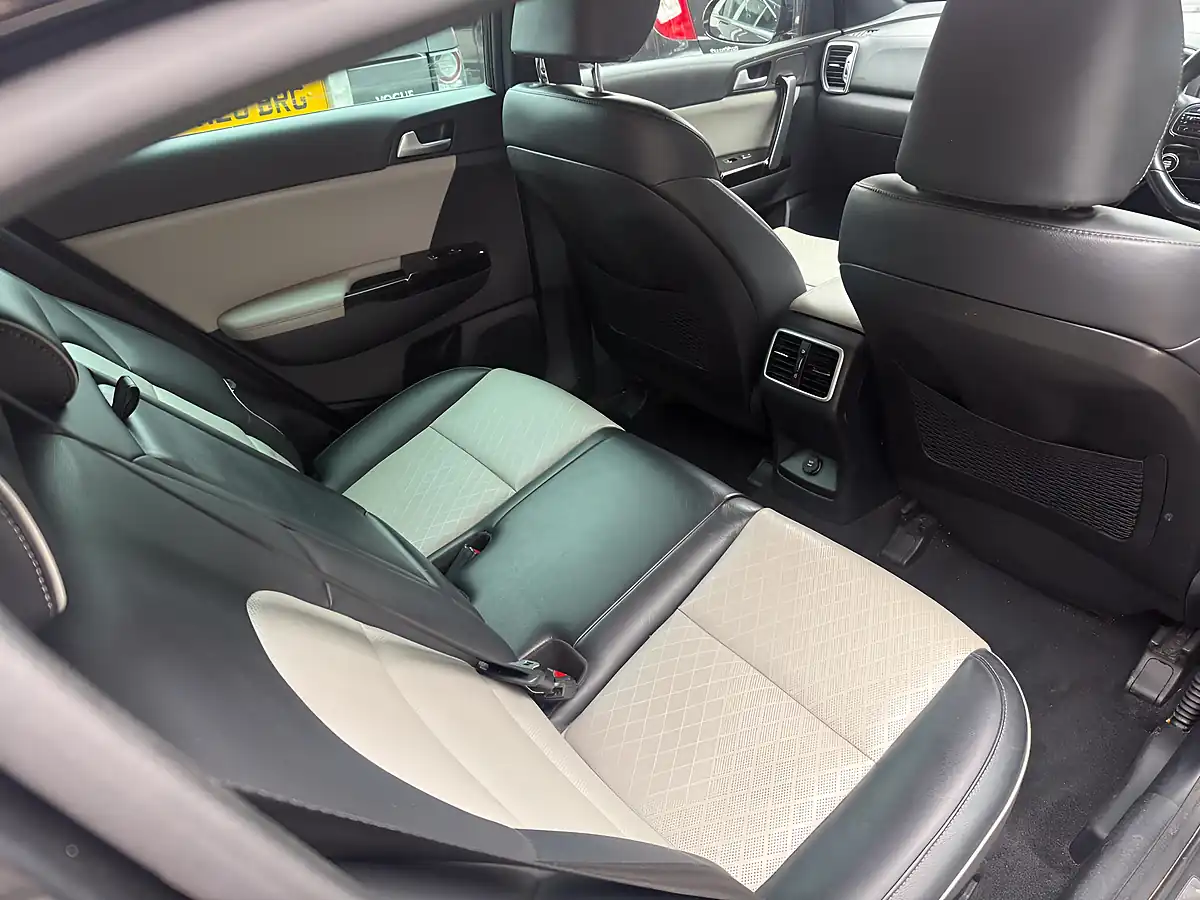 Used 2017 Kia Sportage GT-Line Edition Black - Interior and Exterior details 9