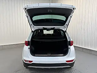 Used 2017 Kia Sportage GT-Line Edition Fusion White - Interior and Exterior details 8