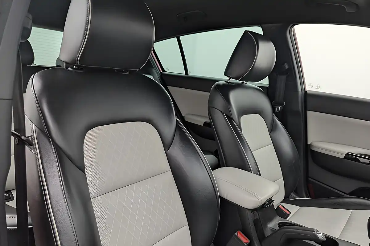 Used 2017 Kia Sportage GT-Line Red - Interior and Exterior details 12