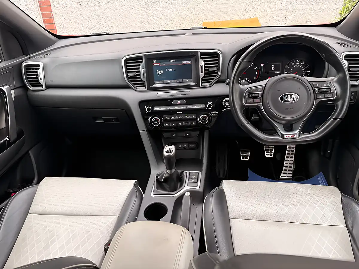 Used 2017 Kia Sportage GT-Line Red - Interior and Exterior details 10