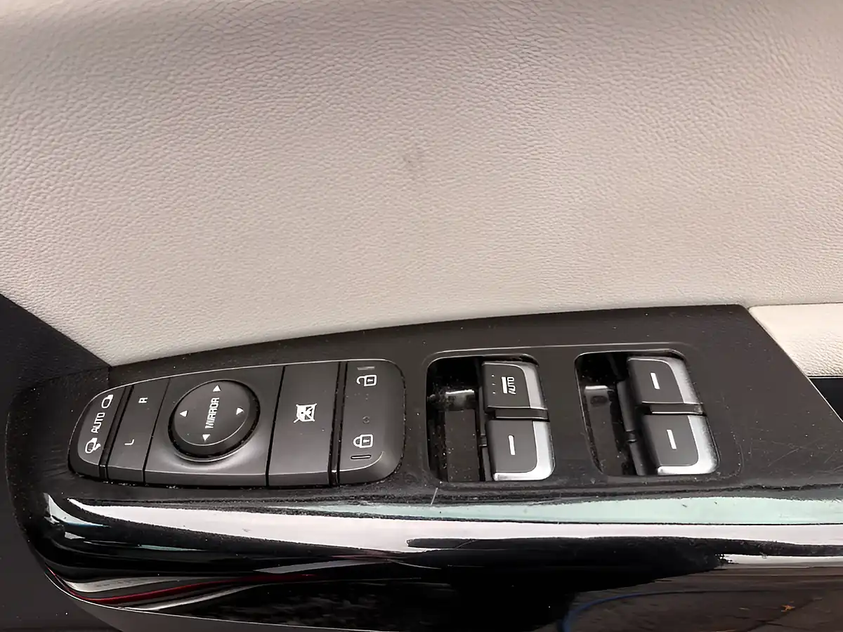 Used 2017 Kia Sportage GT-Line Red - Interior and Exterior details 19