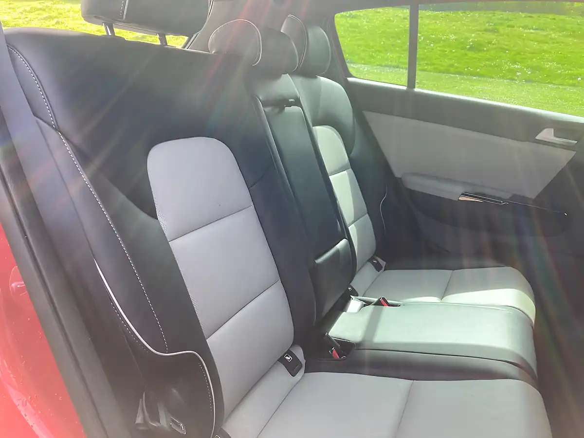 Used 2017 Kia Sportage GT-Line S Red - Interior and Exterior details 12