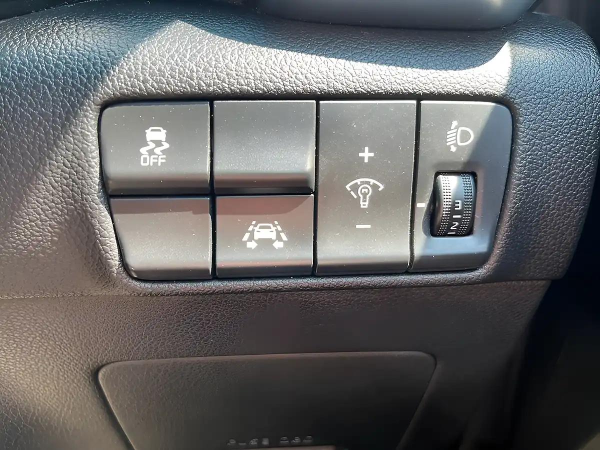 Used 2017 Kia Sportage GT-Line Silver - Interior and Exterior details 18