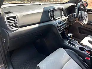 Used 2017 Kia Sportage GT-Line Silver - Interior and Exterior details 9