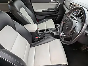 Used 2017 Kia Sportage GT-Line Silver - Interior and Exterior details 9