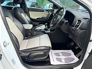 Used 2017 Kia Sportage GT-Line White - Interior and Exterior details 12