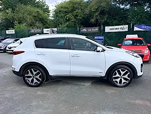 Used 2017 Kia Sportage GT-Line White - Interior and Exterior details 4