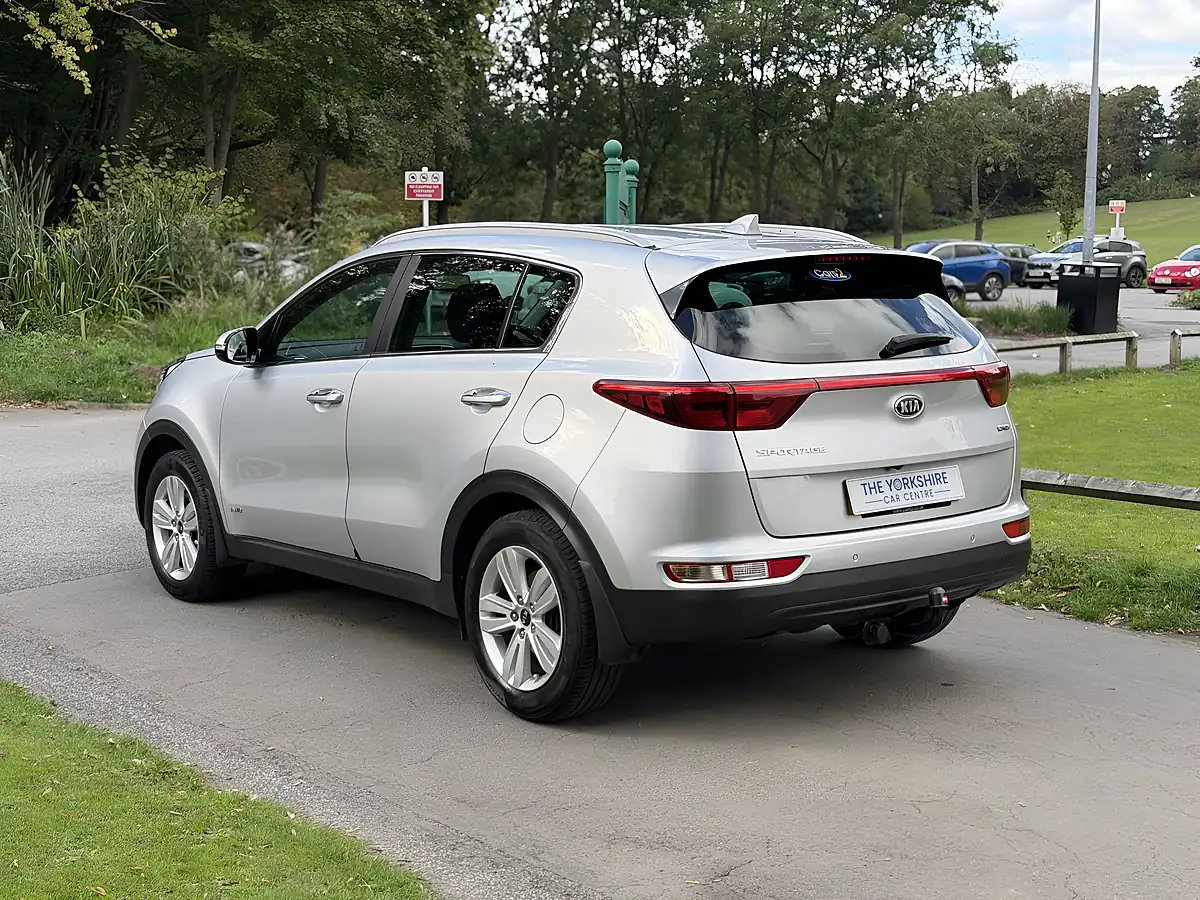 Used 2017 Kia Sportage KX-2 Silver - Interior and Exterior details 11