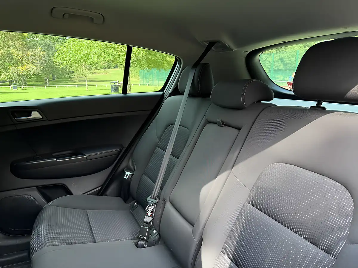 Used 2017 Kia Sportage KX-2 Silver - Interior and Exterior details 14