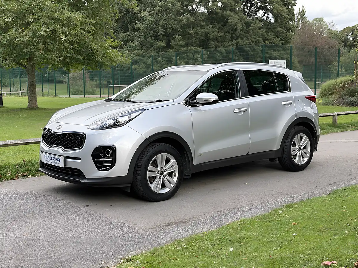 Used 2017 Kia Sportage KX-2 Silver - Interior and Exterior details 4