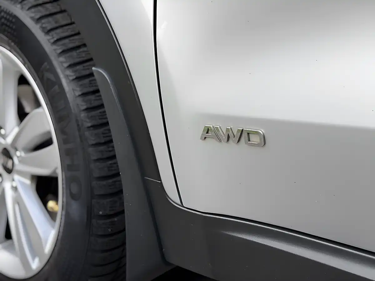 Used 2017 Kia Sportage KX-2 Silver - Interior and Exterior details 8