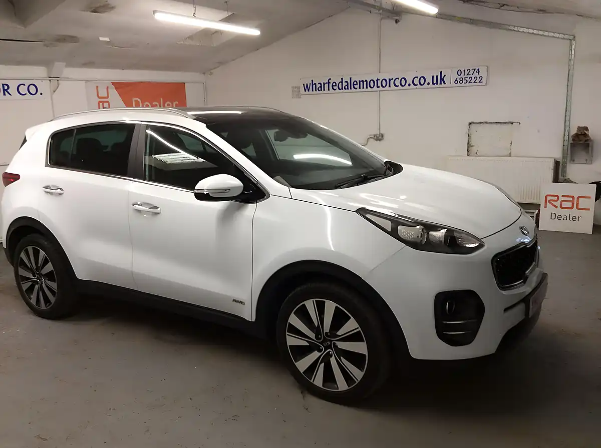 Used 2017 Kia Sportage KX-3 White - Interior and Exterior details 2