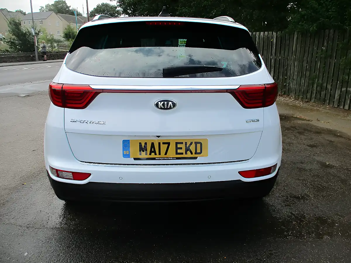 Used 2017 Kia Sportage KX-4 White - Interior and Exterior details 6