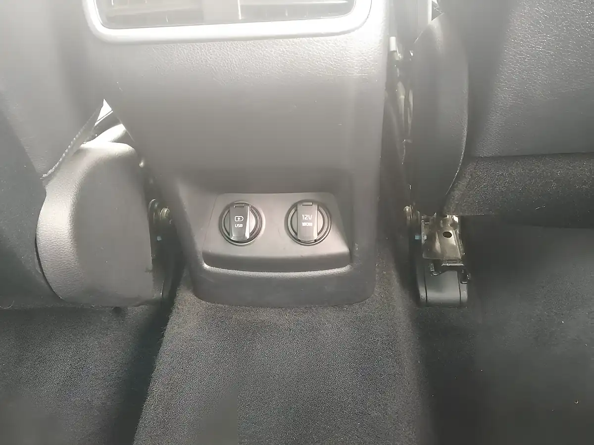 Used 2017 Kia Sportage KX-4 White - Interior and Exterior details 13